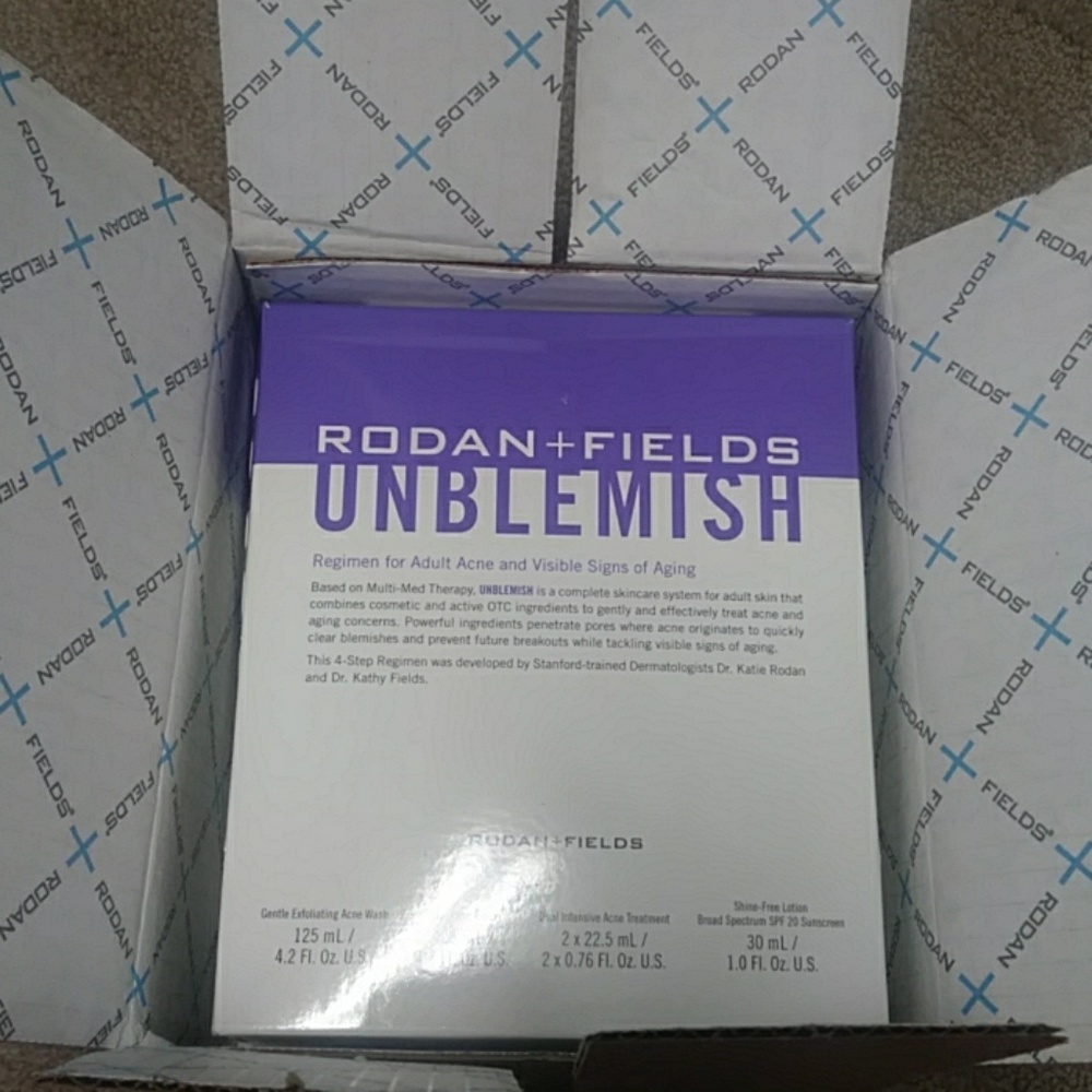 Rodan + Fields UNBLEMISH regimen